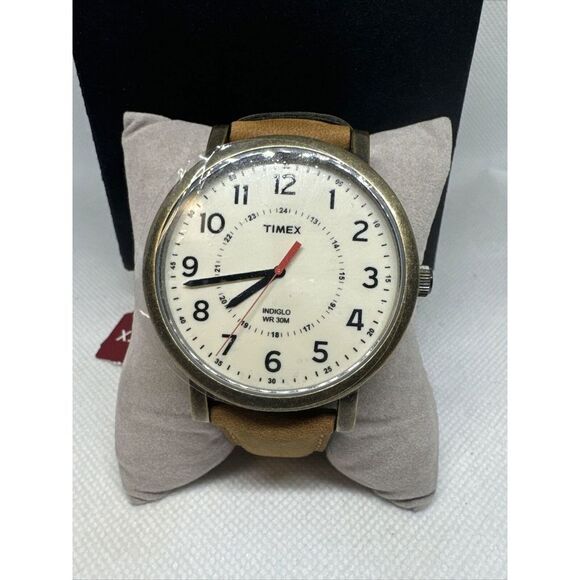 Timex T2P220AB Unisex Brown Leather Strap Analog Beige Dial Quartz Watch YAY46 - Picture 1 of 9